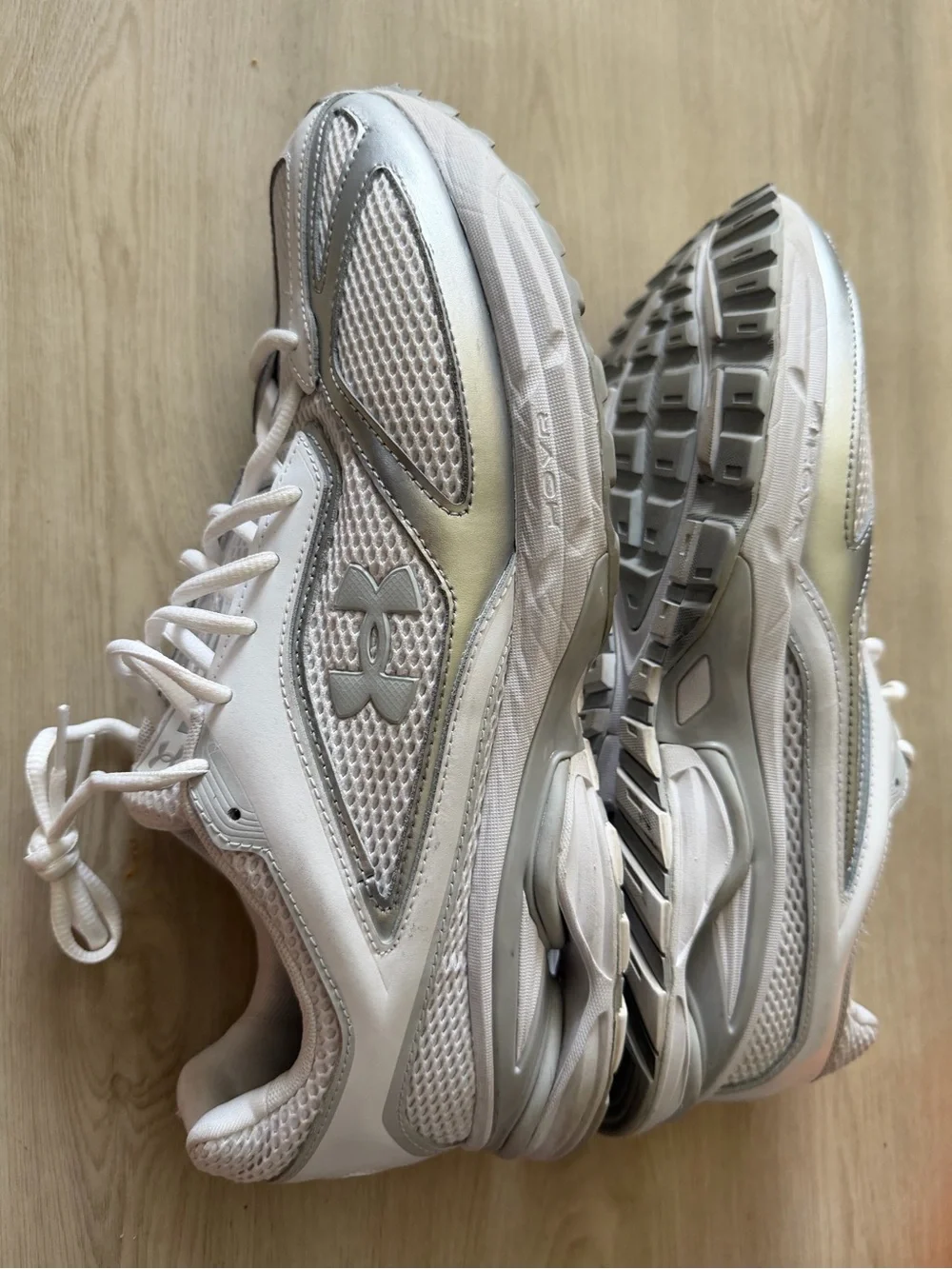 Under Armour HOVR Apparition RTRFTR Sneakers Sz 13